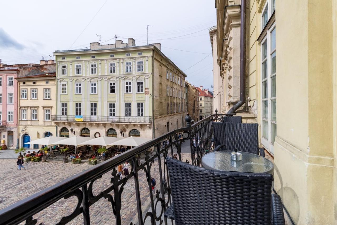 In Town Hostel Lviv Exterior foto